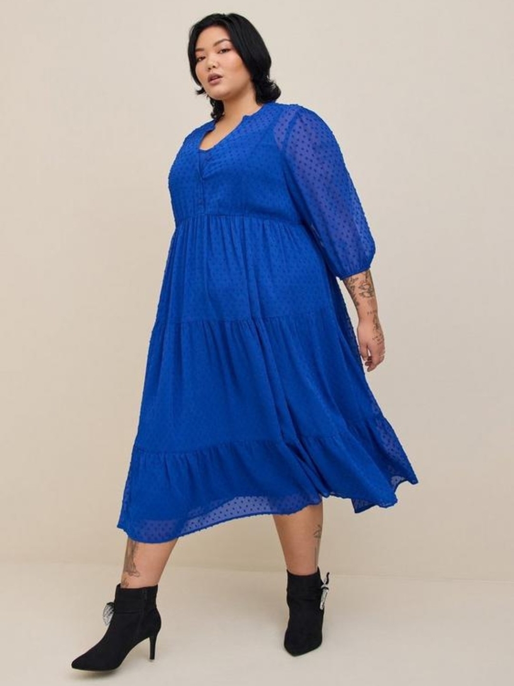 Brand New Torrid Blue Maxi Chiffon Clip Dot Pleated Dress Size 5